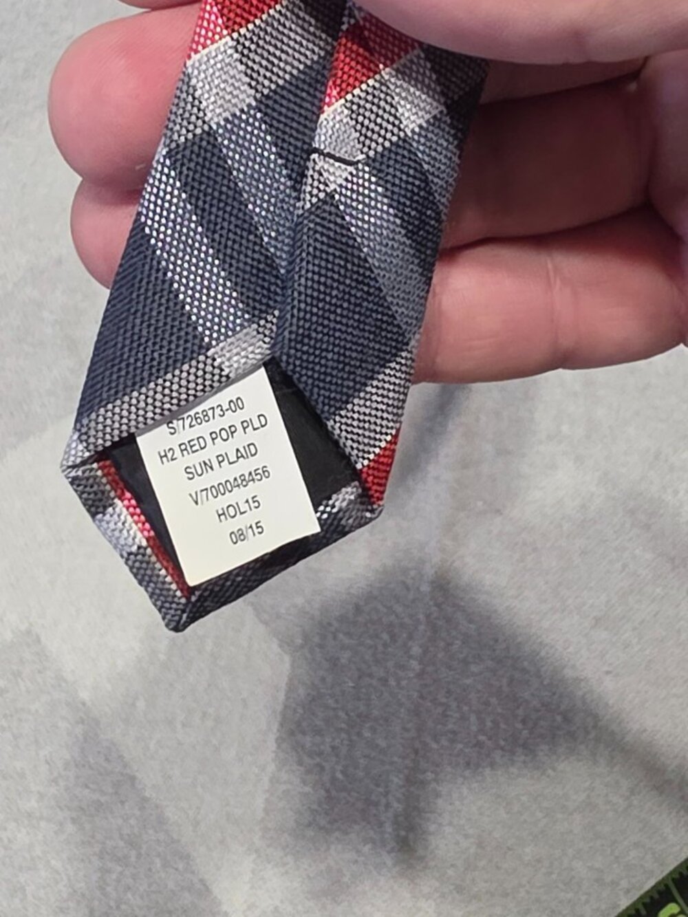 Banana Republic Slim Navy & Red Plaid Tie 2.75” Wide Polyester Classic Look - Picture 5 of 5